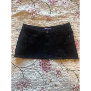 black diy mini skirt